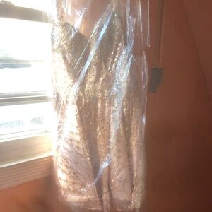 Elegant Gold Sequin Dress